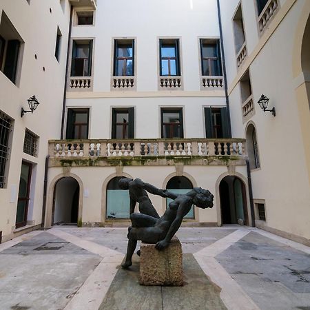 Residenza Corso Palladio 159 Vicenza Bagian luar foto